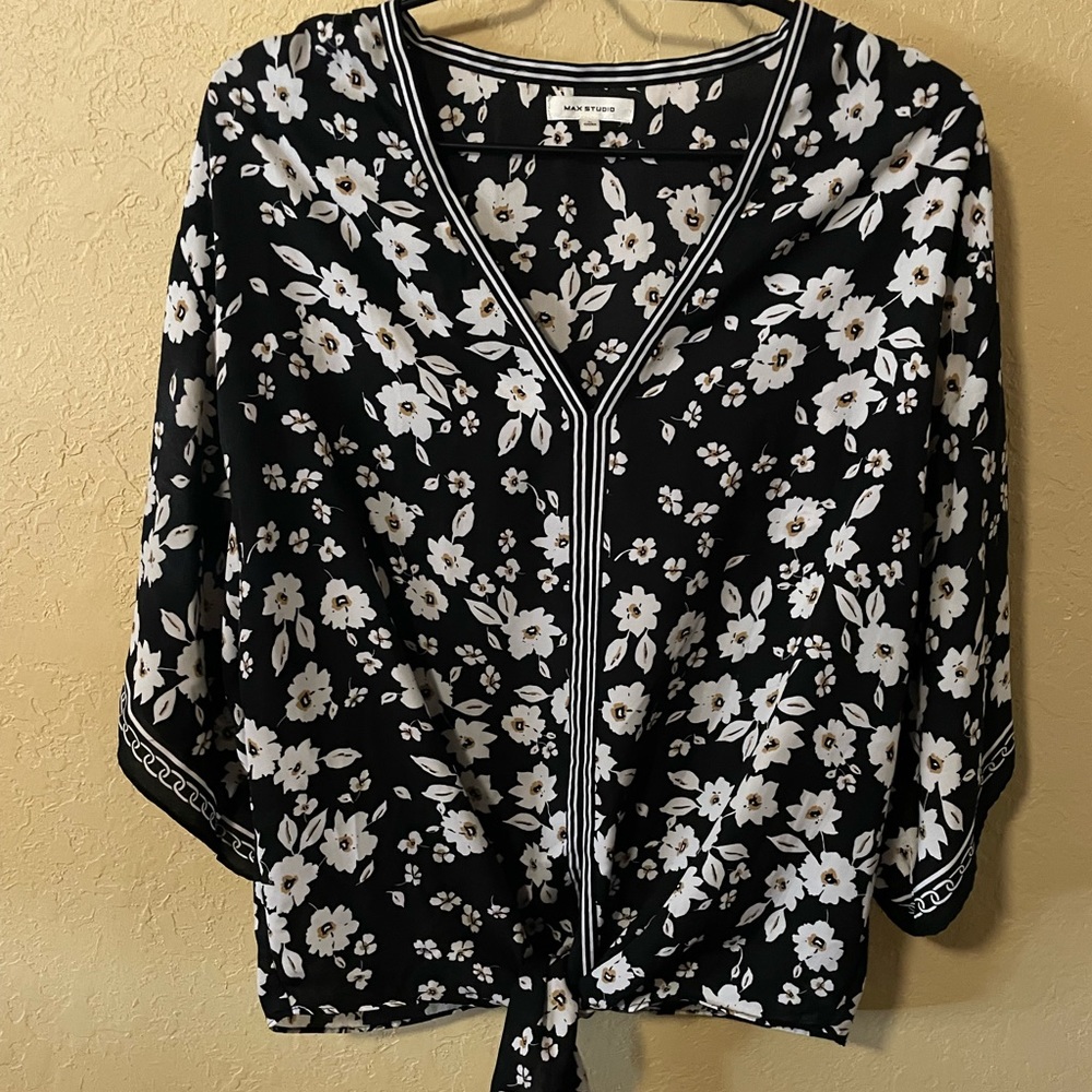 Max Studio Floral Print Blouse